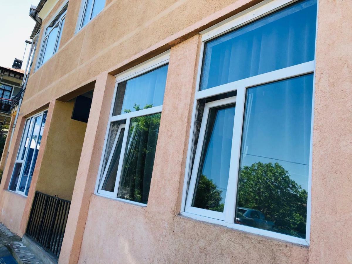 Mandarin Apartment Махинари Екстериор снимка